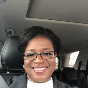 Meet your Posher, Yvonne